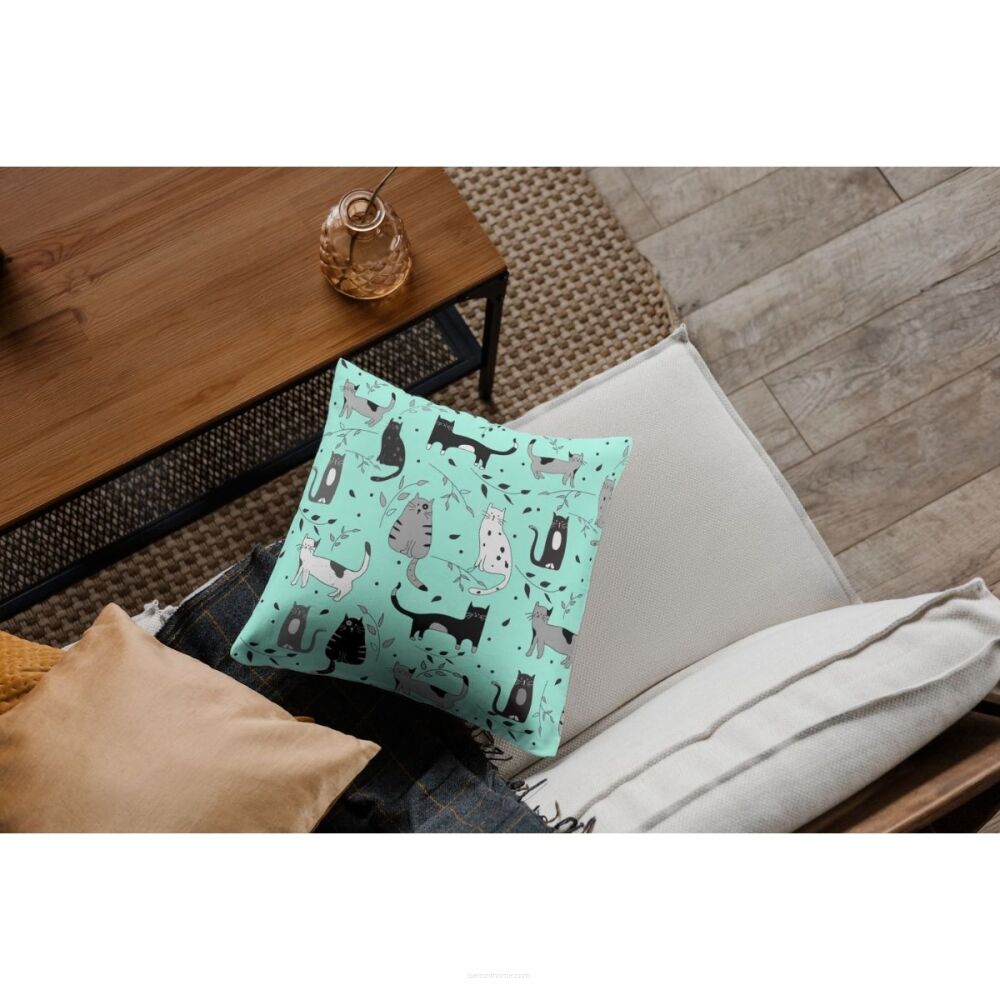 Lazy Cats Home Decorative Pillow Bertoni 40 x 40 cm.